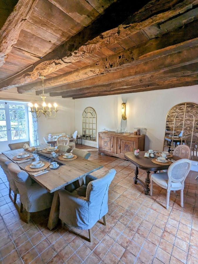 Sous Le Chateau Jumilhac-le-Grand エクステリア 写真